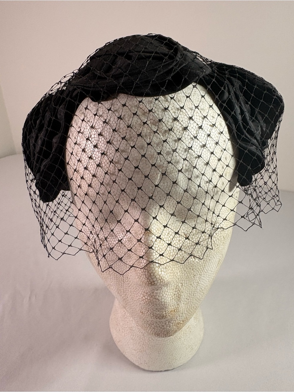 Classic Black Veiled Pillbox Hat(see pictures for exact measurements)
